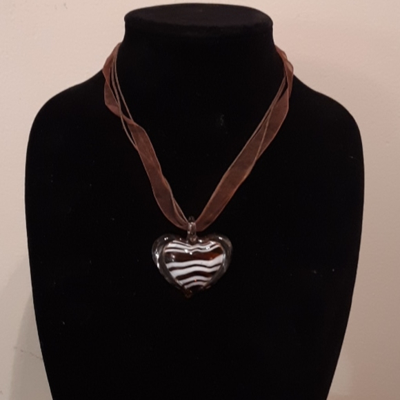 Necklace - Picture 2 of 12